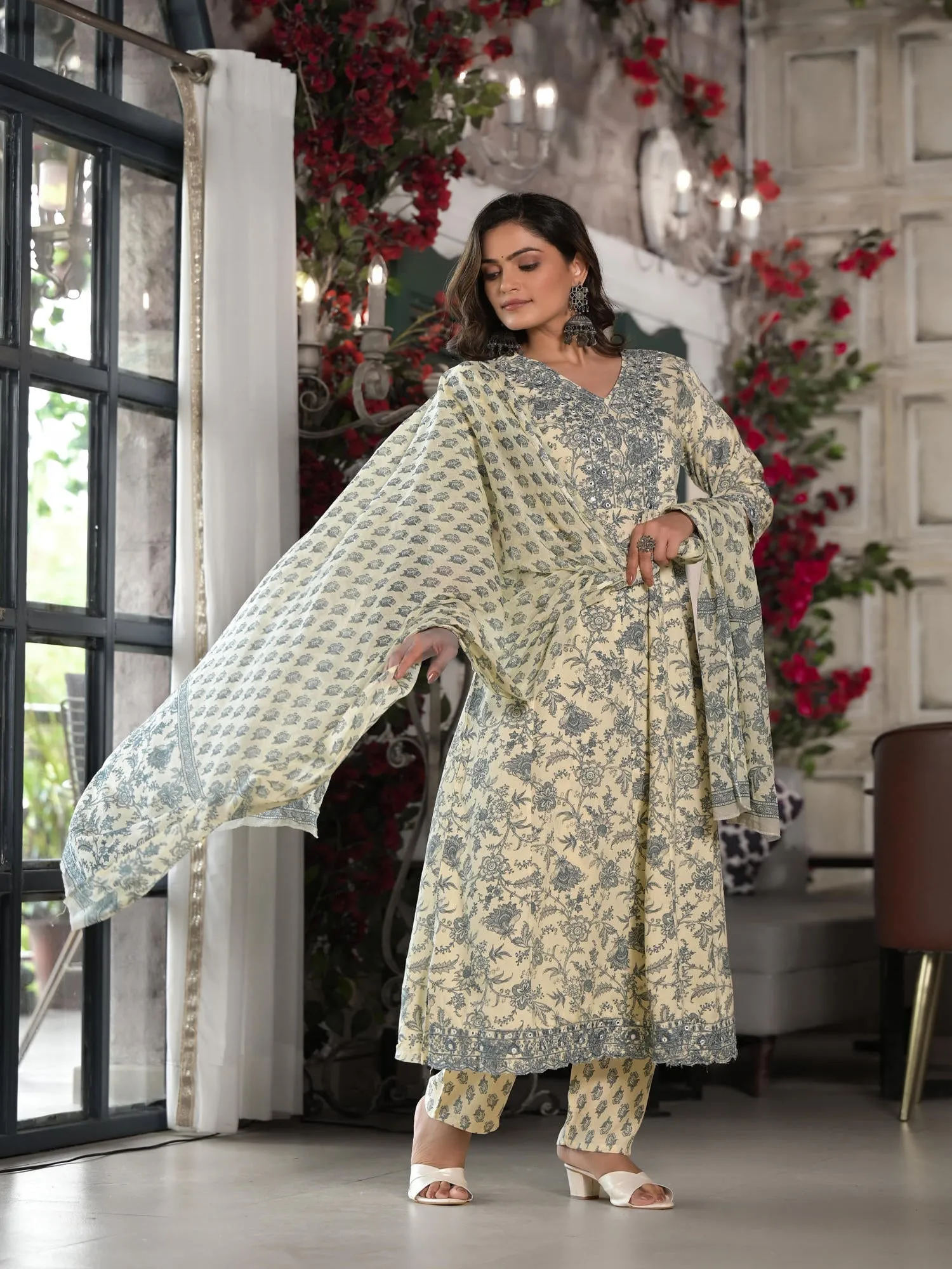 Jashvi Grey Floral Printed Rayon Kurta, Pant And Dupatta Set With Mirror & Thread Work