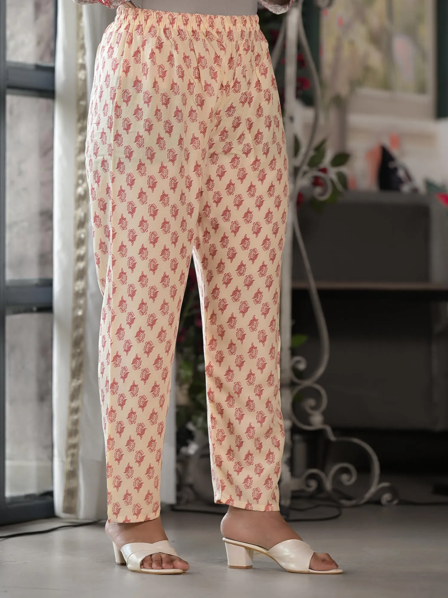 Jashvi Pink Floral Printed Rayon Kurta, Pant And Dupatta Set With Mirror & Thread Work